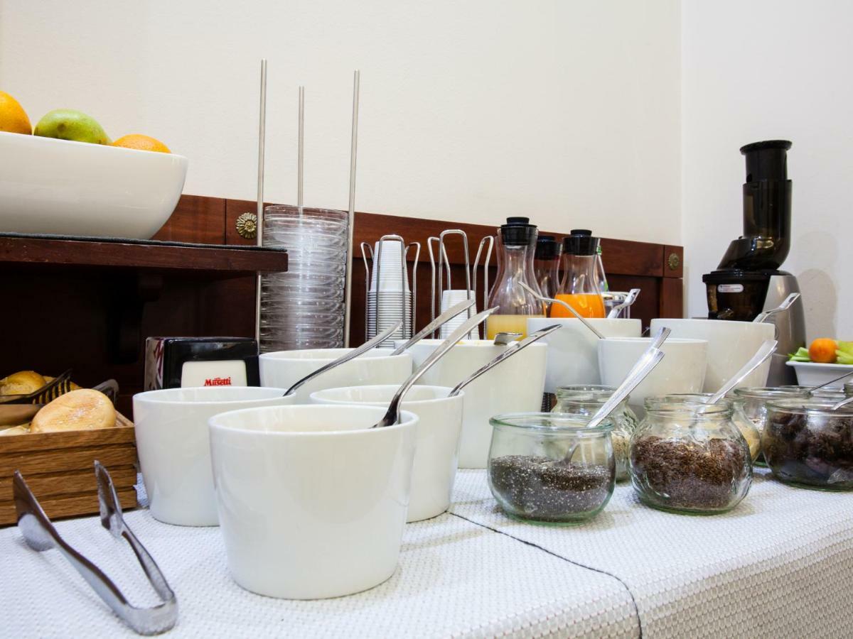 Astoria Deluxe Rooms Bolonia Zewnętrze zdjęcie